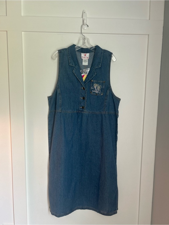 Quacker Factory Dresses & Skirts - Quacker Factory Denim Sleeveless Button Front Dress with Changeable Pocket NWT
